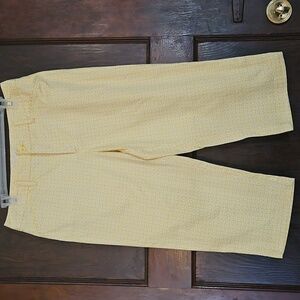 EUC St. John's Bay Yellow Patterned Capris - Size 8